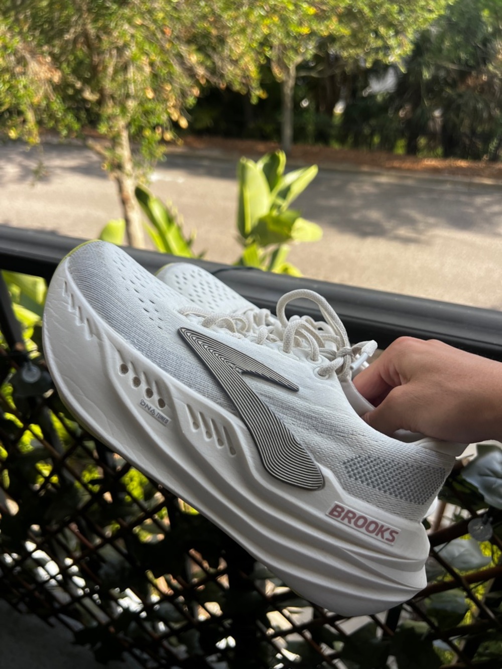 Brooks Women's Glycerin Max - Picture 9 of 9